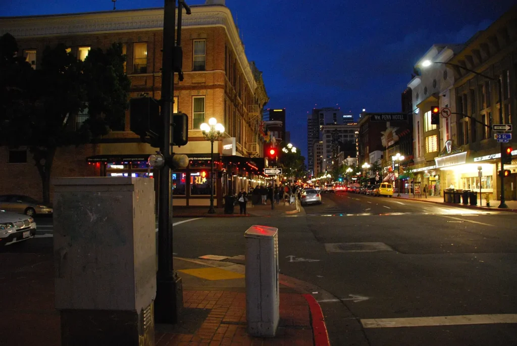 Fifth Avenue restaurants in the Gaslamp Quarter at night
