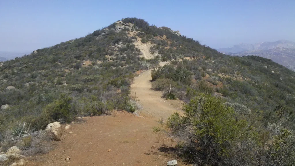 Hiking trail to the top of McGinty Mountain
