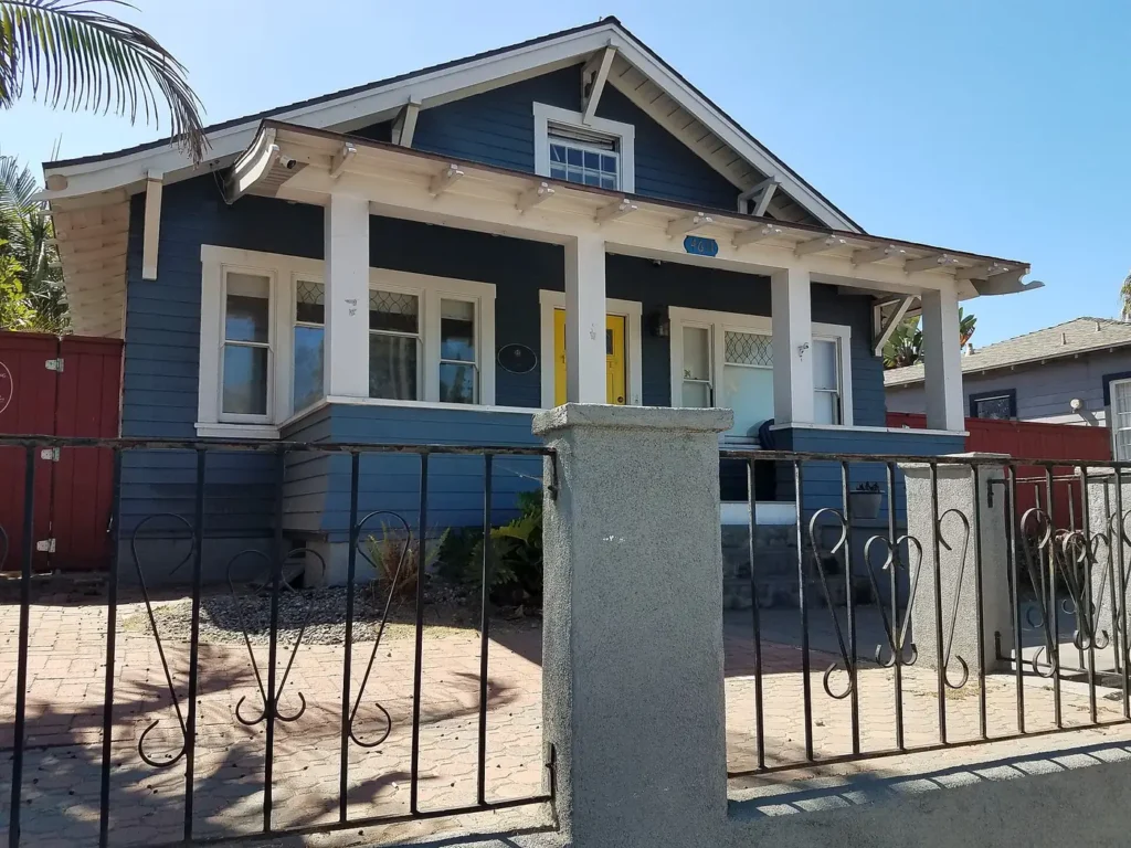 A historic beach cottage in Ocean Beach